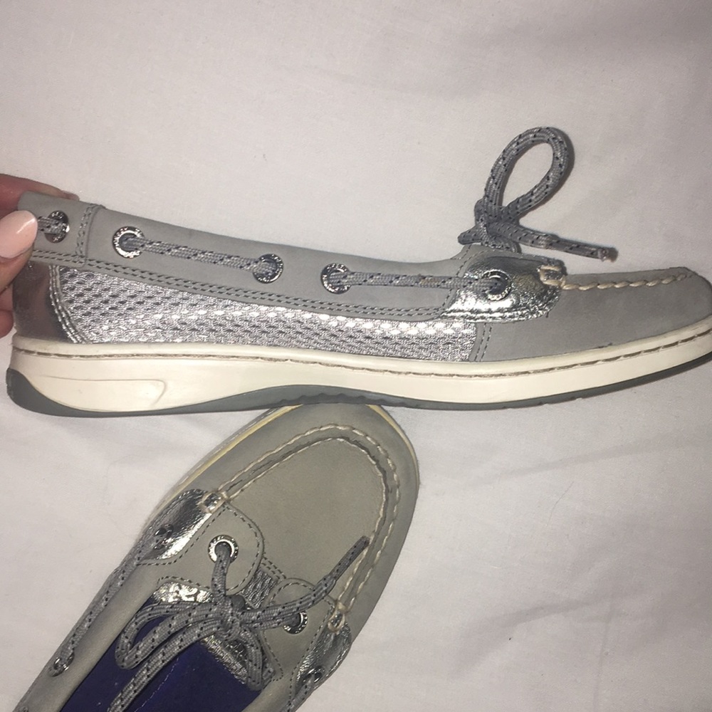 Sperrys - Picture 2 of 4